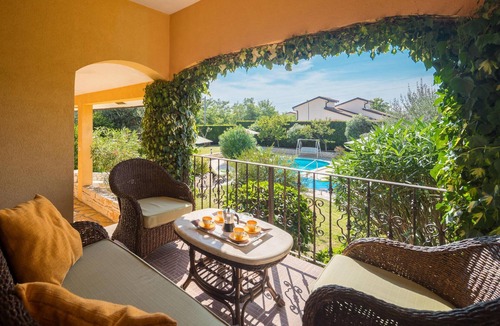 Kastel House | Gorgeous home in Buje