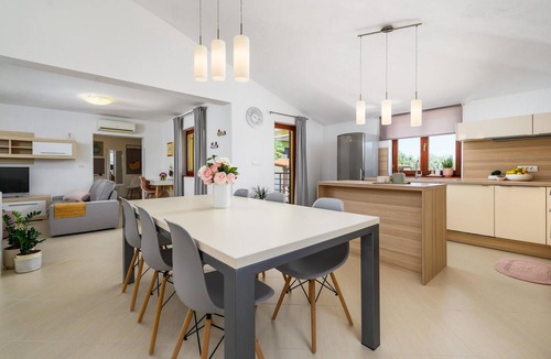Galizana House | Gorgeous home in Galizana