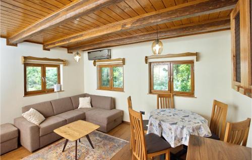 Kraljevec Sesvetski House | Gorgeous Home In Gustelnica With Sauna
