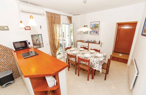 Jadranovo House | Gorgeous home in Jadranovo