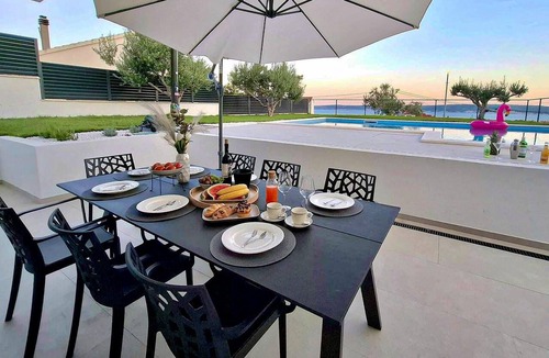 Kastel Stari House | Gorgeous home in Kastel Stari