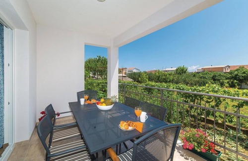 Kastel Novi House | Gorgeous home in Kastel Novi with WiFi