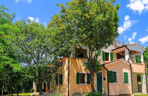 Stanisovi House | Gorgeous home in Koromacno with WiFi