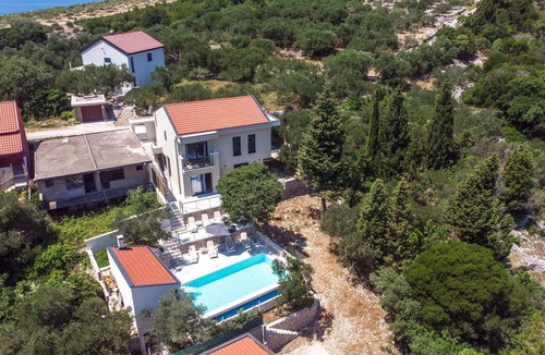 Kremena House | Gorgeous home in Kremena