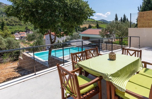 Kremena House | Gorgeous home in Kremena