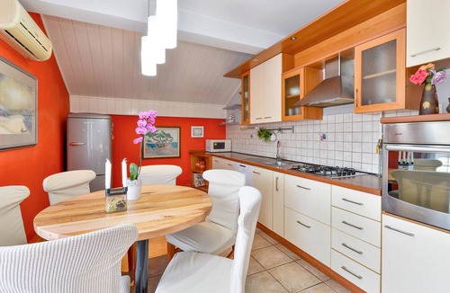 Krizevci House | Gorgeous home in Krizevci