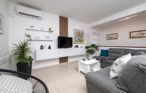 Ripenda Verbanci House | Gorgeous Home In Labin