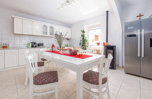 Lisicici House | Gorgeous home in Lisicic