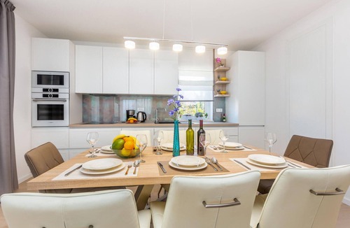Milovcici House | Gorgeous home in Malinska with sauna