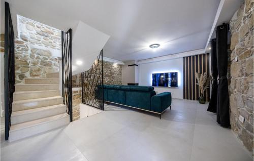 Mundanije House | Gorgeous Home In Mundanije With Sauna