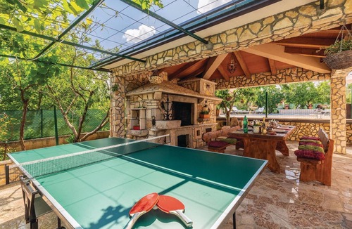 Sveta Nedelja House | Gorgeous home in Nedescina