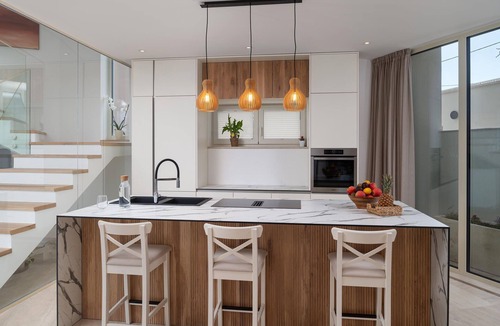 Lovinac House | Gorgeous home in Policnik with sauna