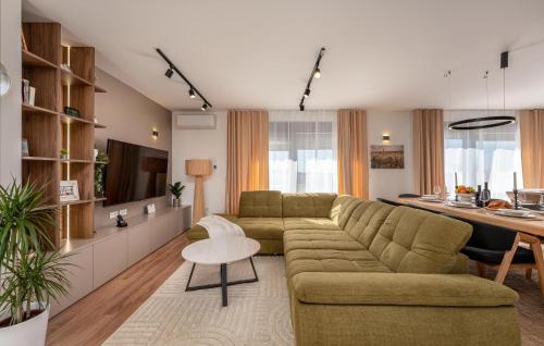 Policnik House | Gorgeous Home In Policnik
