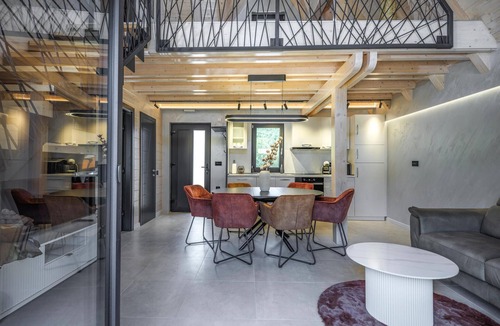 Otocac House | Gorgeous home in Prozor with sauna