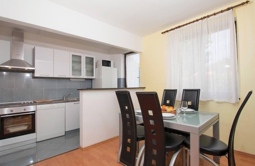 Valdebek House | Gorgeous home in Pula