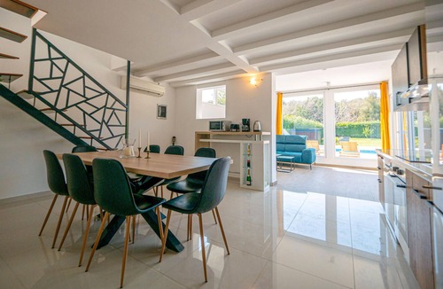 Vinkuran House | Gorgeous home in Pula