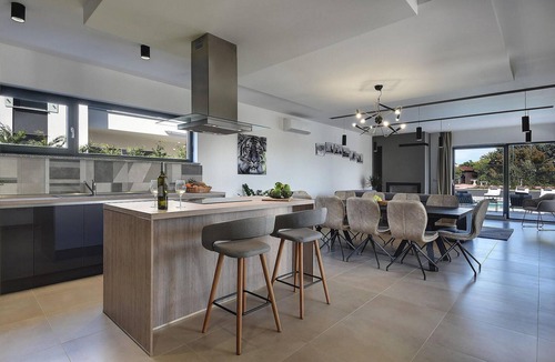 Sikici House | Gorgeous home in Pula with sauna