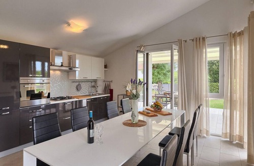 Bicici House | Gorgeous home in Svetvincenat