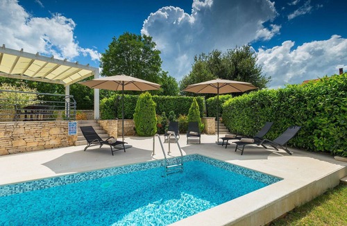 Bicici House | Gorgeous home in Svetvincenat
