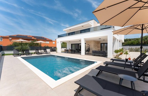 Sveti Petar House | Gorgeous home in Sveti Petar