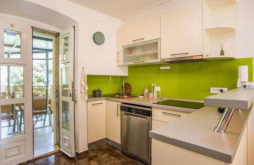 Trstenik House | Gorgeous home in Trstenik with WiFi