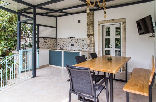 Trstenik House | Gorgeous home in Trstenik with WiFi