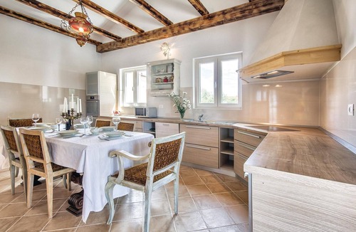 Valtura House | Gorgeous home in Valtura