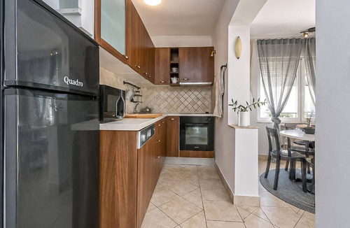 Vrsi House | Gorgeous home in Vrsi Mulo with sauna
