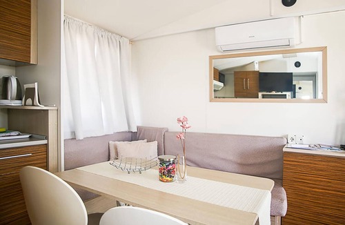 Bristane House | Gorgeous (sta)caravan in Drnis with WiFi