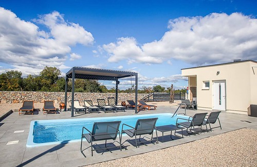 Bristane House | Gorgeous (sta)caravan in Drnis with WiFi