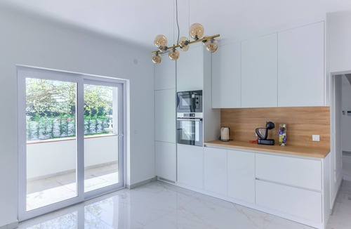 Kastel Stafilic House | Gorgeus Villa between old Town Split and Trogir, with heated pool and jacuzzi.