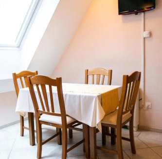 Cezsoca House | Gostišče Vančar
