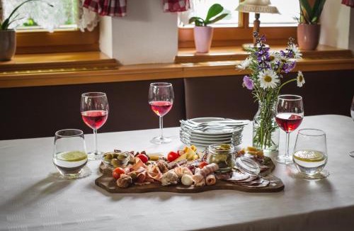 Hotemaze Hotel | Gostilna Logar