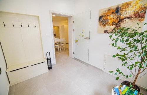 Kobarid Apartment | Gotar Apartment with Garden