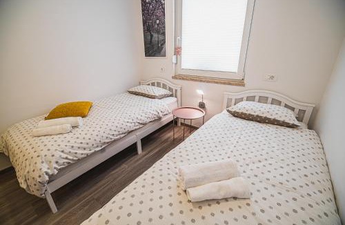 Kobarid Apartment | Gotar Apartment with Garden
