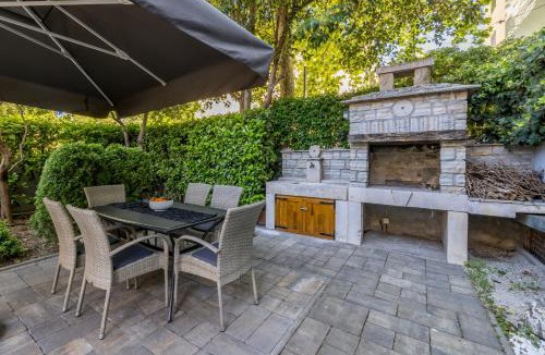 Bacvice Apartment | Green Oasis by Bačvice beach, private Parking & Garden - Casa Moro