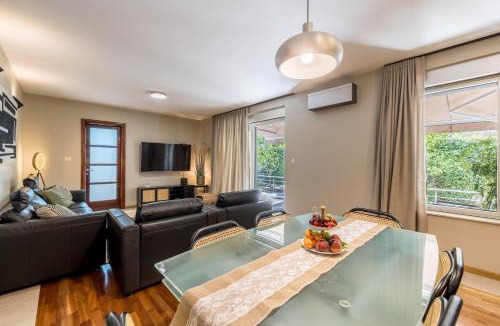 Bacvice Apartment | Green Oasis by Bačvice beach, private Parking & Garden - Casa Moro