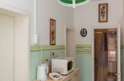 Gornji Kono Apartment | Guest House Bradas- Twin Room with Shared Bathroom No4