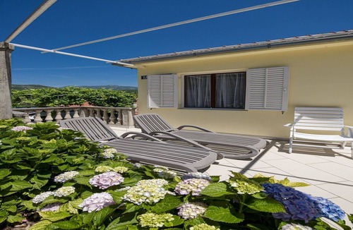 Molunat Apartment | Guest House Rooms Rose- Comfort Double Room with Balcony and Sea View