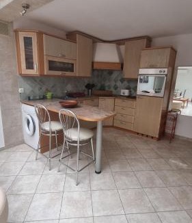 Omisalj Apartment | Guest House Suzana