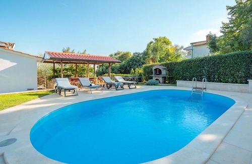Tinjan House | Hacienda by Interhome