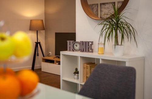 Kamen Apartment | Happy Garden Home
