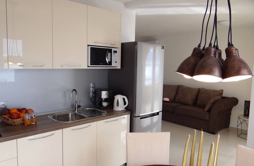 Businci Apartment | Heated swimming pool with stunning sea view terrace a8
