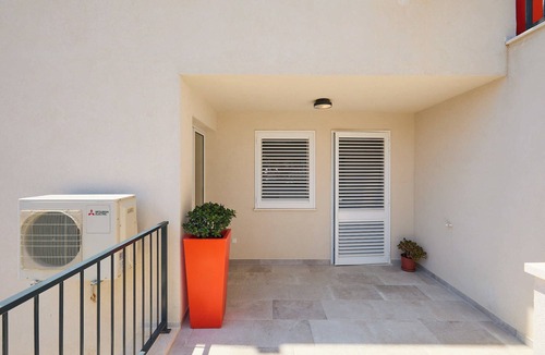 Babin Kuk Apartment | Hedera Estate, Hedera A48