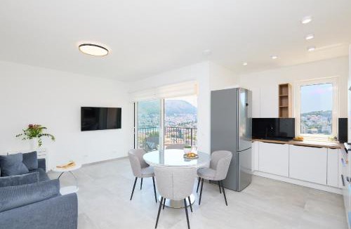Babin Kuk Apartment | Hedera Estate Hedera A47