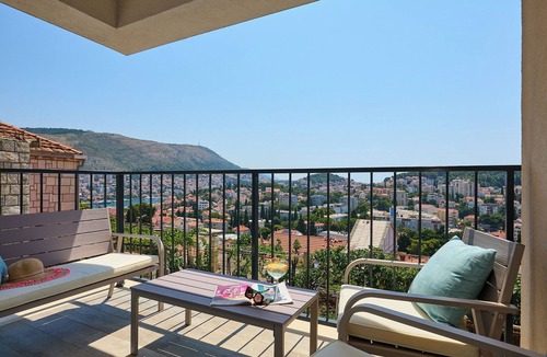 Babin Kuk Apartment | Hedera Estate, Hedera A48