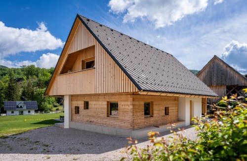 Ribcev Laz Apartment | Hiša Langus