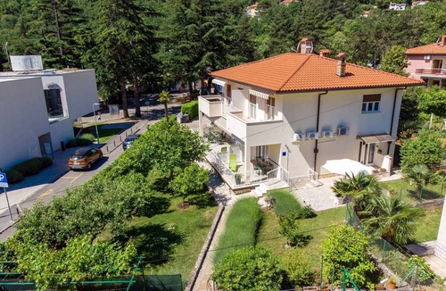Moscenicka Draga Apartment | Holiday apartment 150 m from the sea