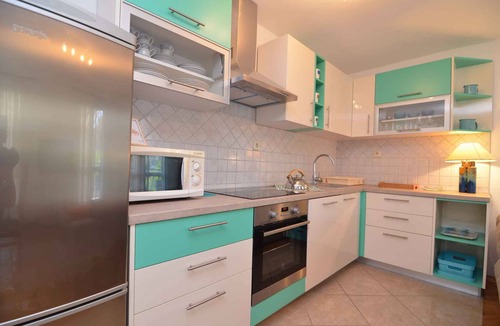 Petrcane Apartment | Holiday apartment 30 m from the beach