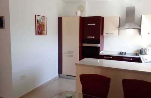 Valbandon Apartment | Holiday apartment 300 m from the sea